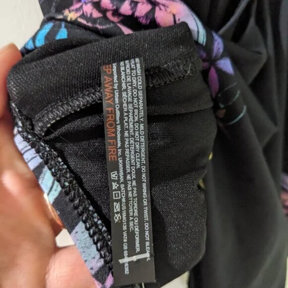 NWT Urban Outfitters Out From Under | Floral Plunging V Swimsuit - Picture 13 of 14